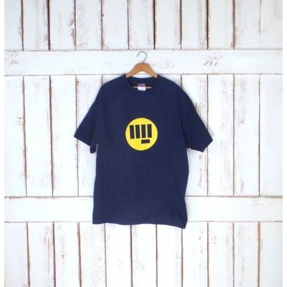 Dark blue and yellow graphic print t shirt / xlarge - Picture 1 of 5